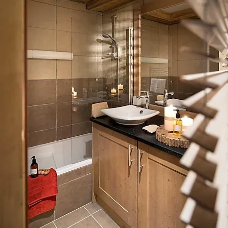 Cgh Résidences&spas Le Jhana Appart hôtel 4*
